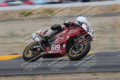 media/Jan-14-2023-SoCal Trackdays (Sat) [[497694156f]]/Turn 4 Set 2 (1030am)/